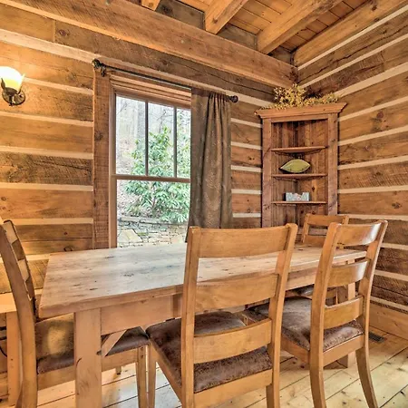 Luxury Cabin Rental In Franklin With Private Hot Tub Exterior photo